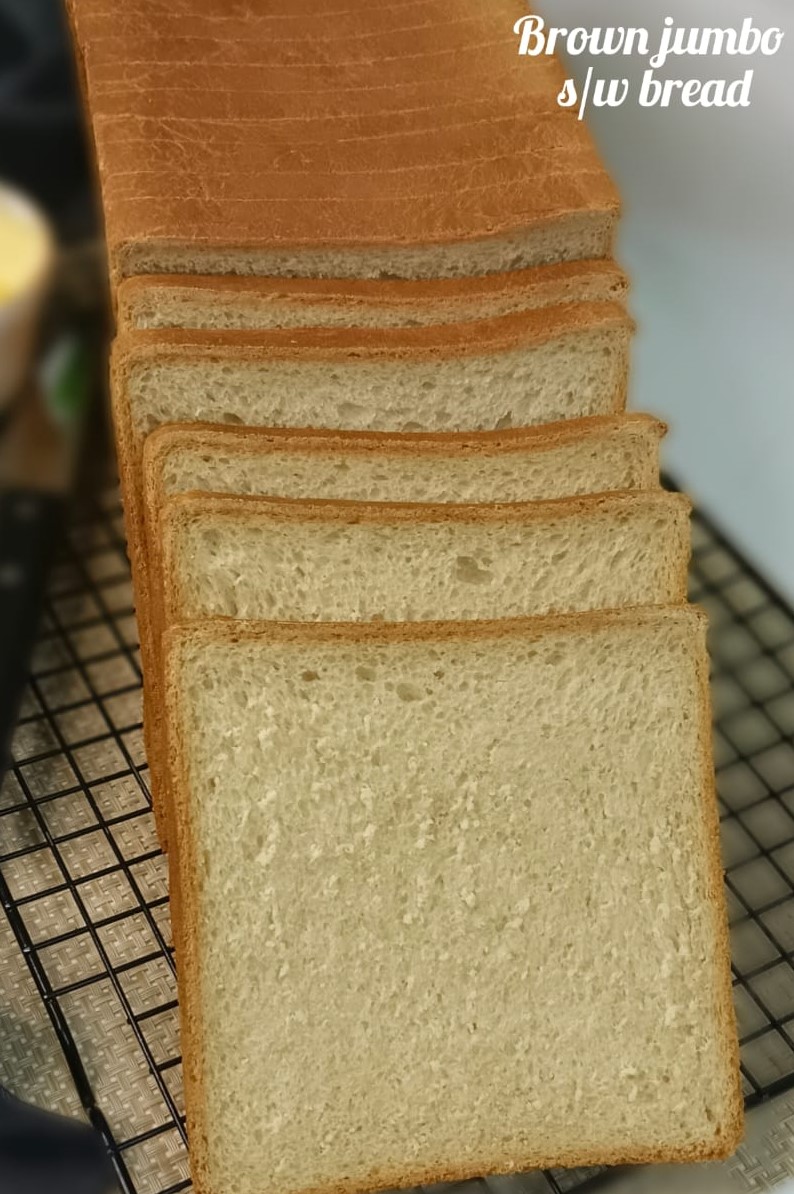 Brown Jumbo Bread